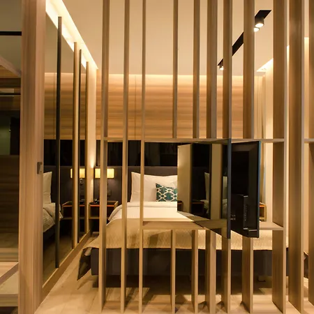 호텔 Nish Palace Exlusive