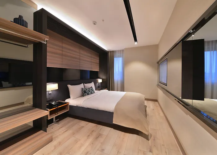 Ξενοδοχείο Nish Palace Exlusive 4*