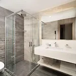 فندق نيش بالاس إكسيكلوزيف سويتس 4*