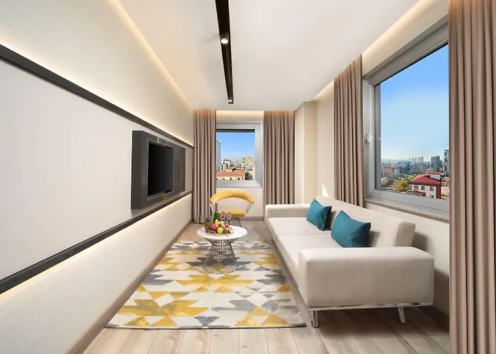 فندق نيش بالاس إكسيكلوزيف سويتس